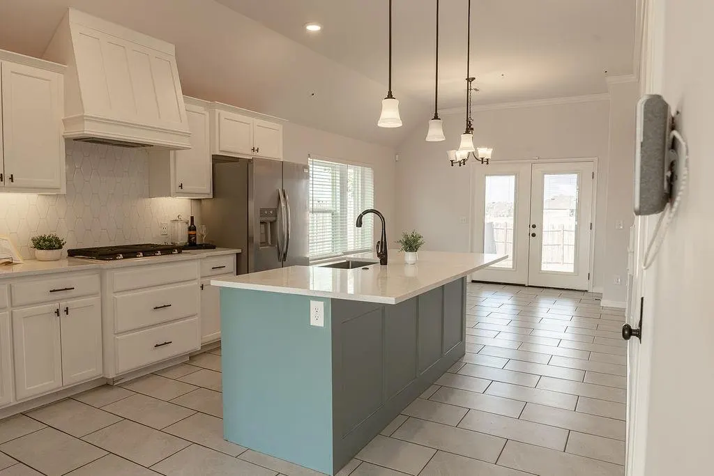 Photo 11 — 18340 Autumn Grove Drive, Edmond, OK 73012