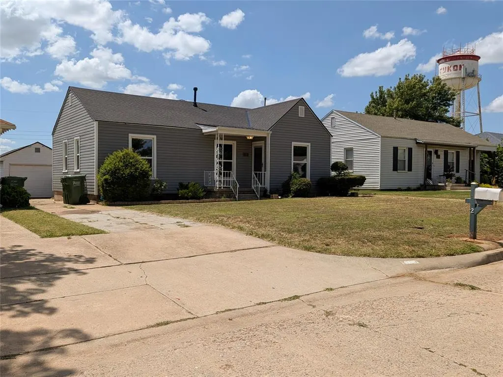Photo 4 — 422 S 9th Street, Yukon, OK 73099