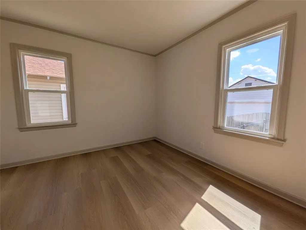 Photo 25 — 422 S 9th Street, Yukon, OK 73099