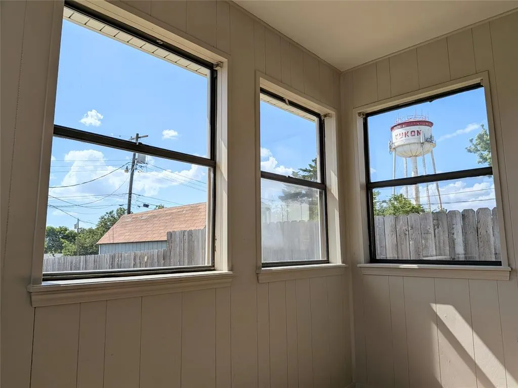 Photo 26 — 422 S 9th Street, Yukon, OK 73099