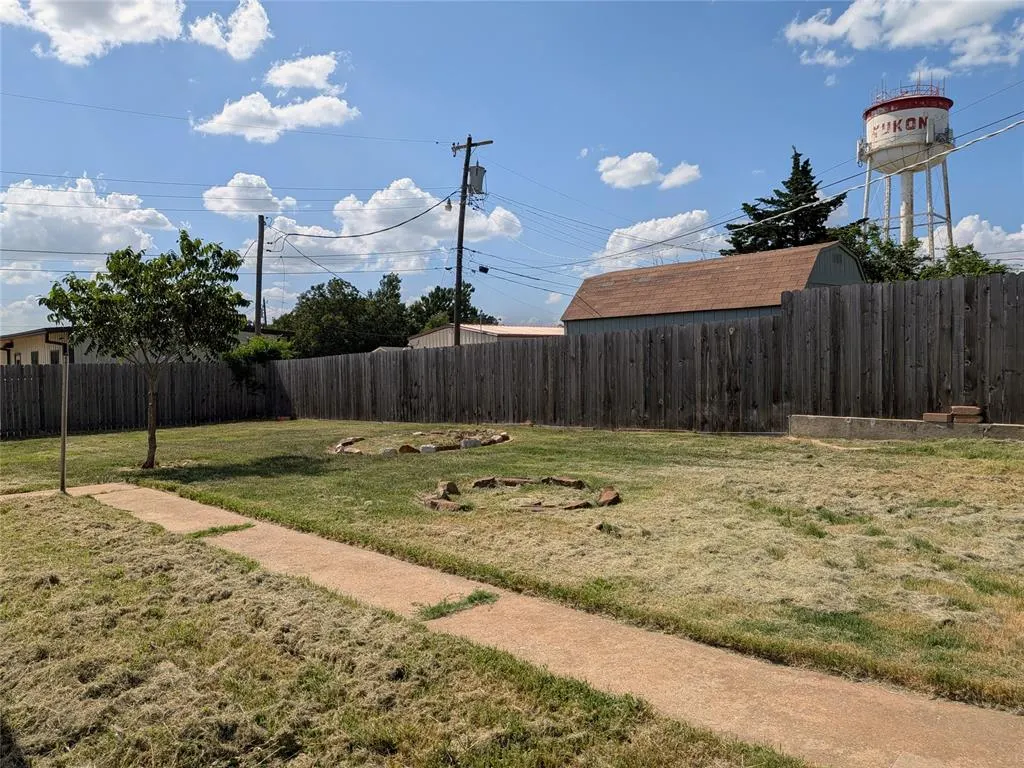 Photo 27 — 422 S 9th Street, Yukon, OK 73099