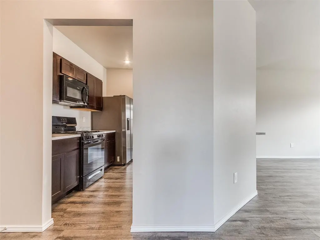 Photo 9 — 9500 Saddle Drive, Yukon, OK 73099