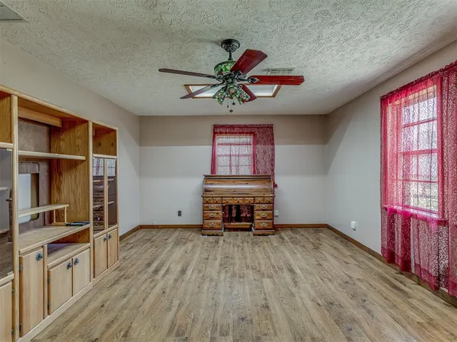 Photo 8 — 917 S Luther Road, Choctaw, OK 73020