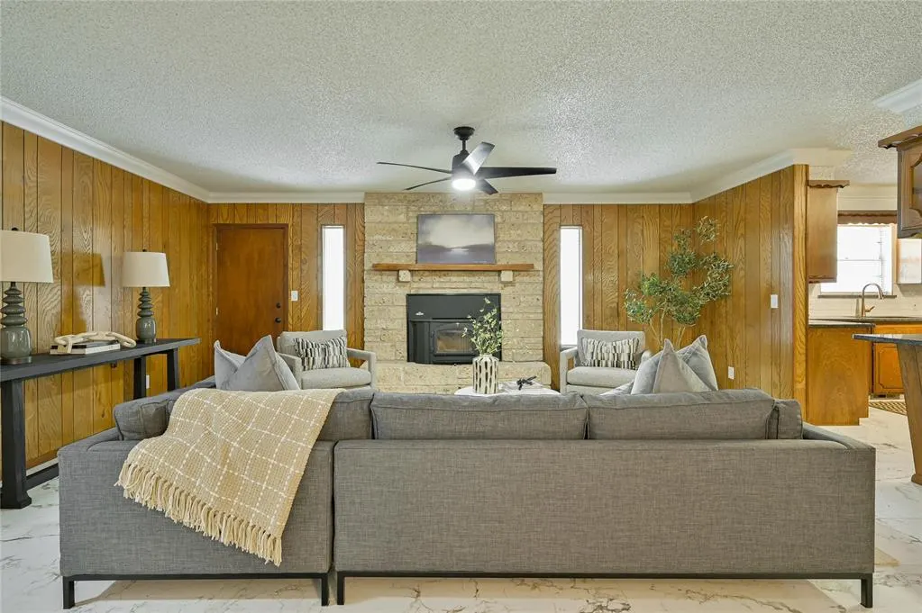 Photo 13 — 1172 Woodcrest Drive, Harrah, OK 73045