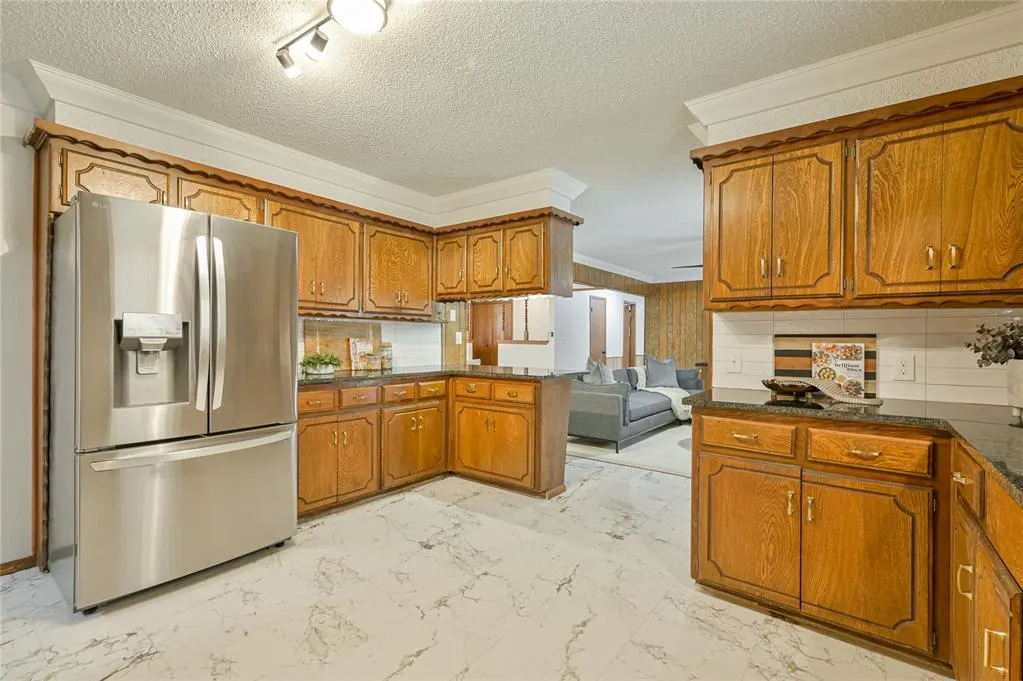 Photo 16 — 1172 Woodcrest Drive, Harrah, OK 73045