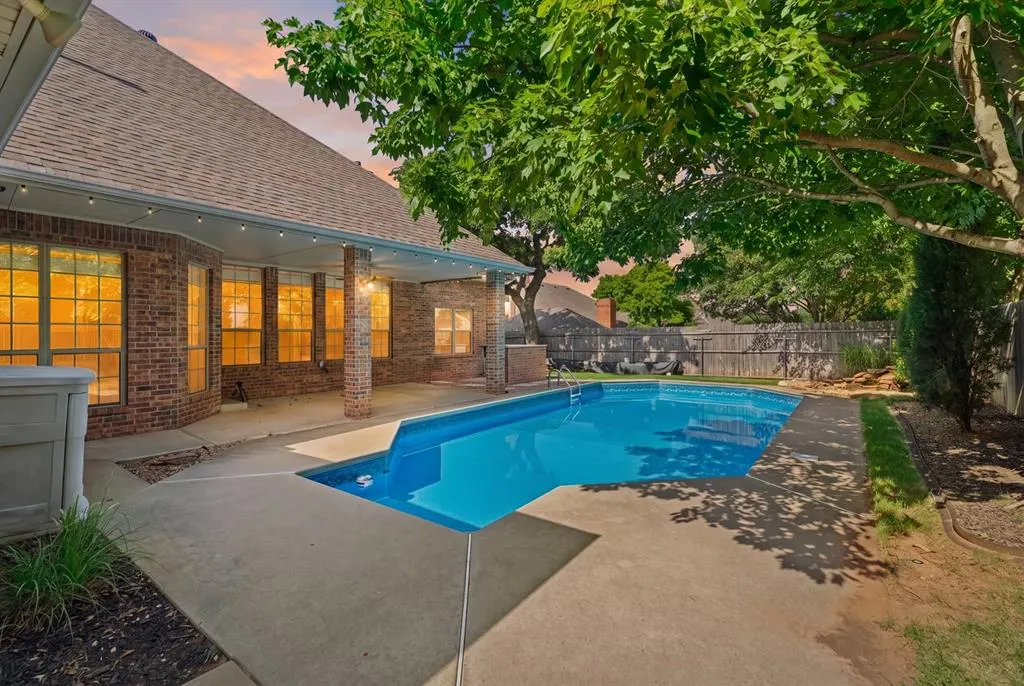 Photo 4 — 4201 Ainsley Court, Edmond, OK 73034