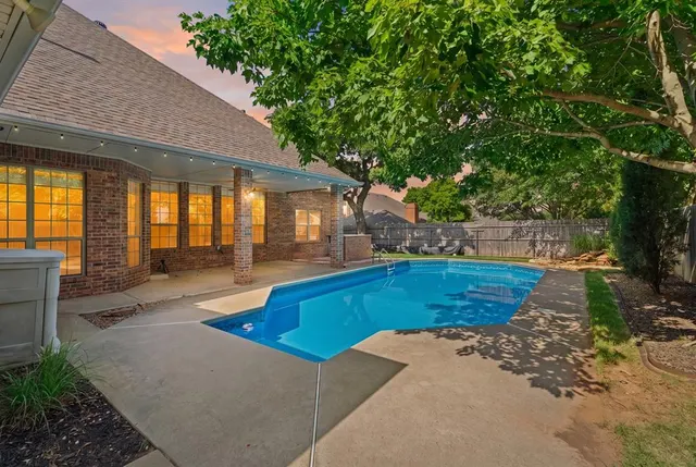 Photo 4 — 4201 Ainsley Court, Edmond, OK 73034