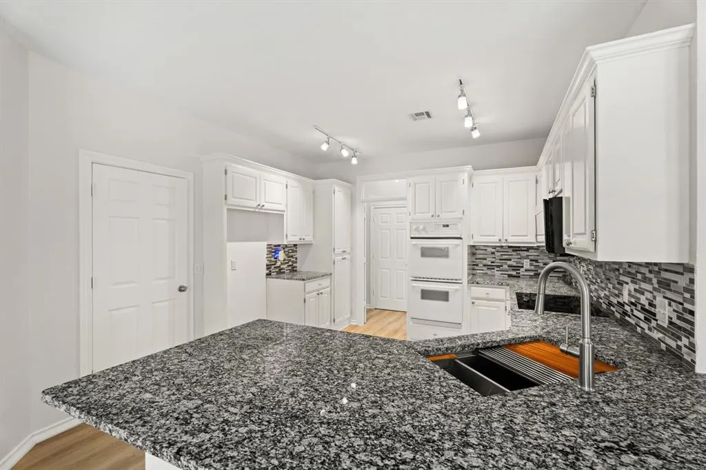 Photo 15 — 4201 Ainsley Court, Edmond, OK 73034