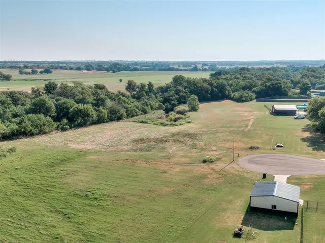 Photo 4 — 3942 Bluestem Circle, Blanchard, OK 73010