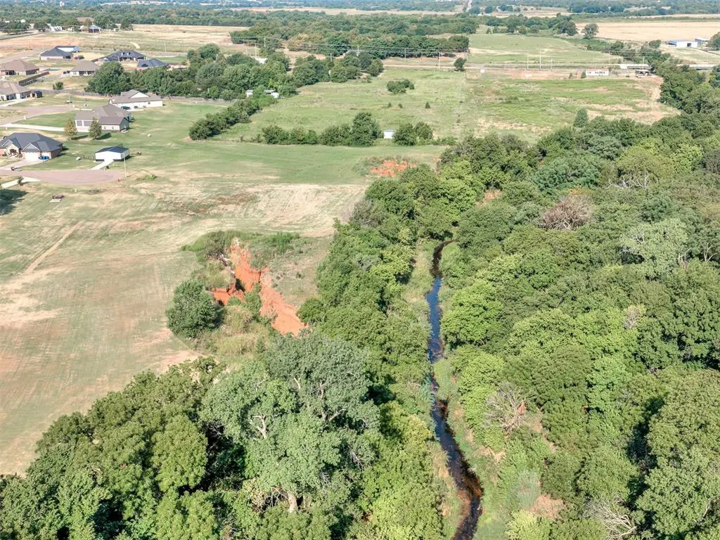 Photo 8 — 3942 Bluestem Circle, Blanchard, OK 73010