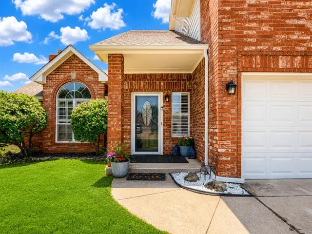 Photo 3 — 4108 Wood Castle Street, Norman, OK 73072