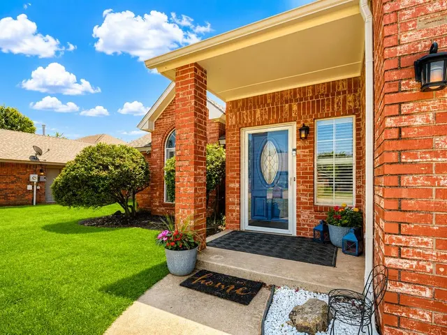 Photo 4 — 4108 Wood Castle Street, Norman, OK 73072