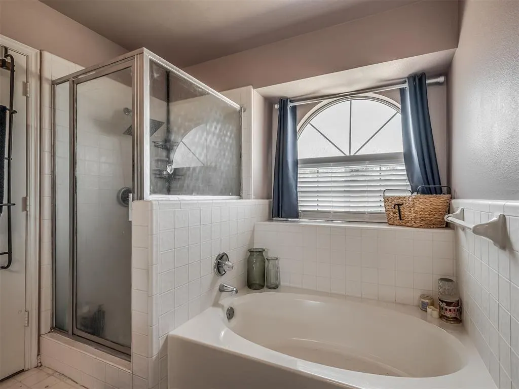 Photo 23 — 4108 Wood Castle Street, Norman, OK 73072
