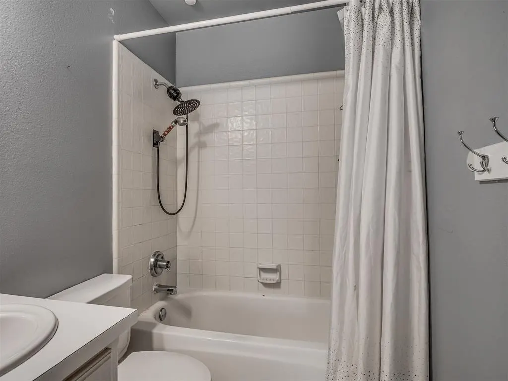 Photo 31 — 4108 Wood Castle Street, Norman, OK 73072