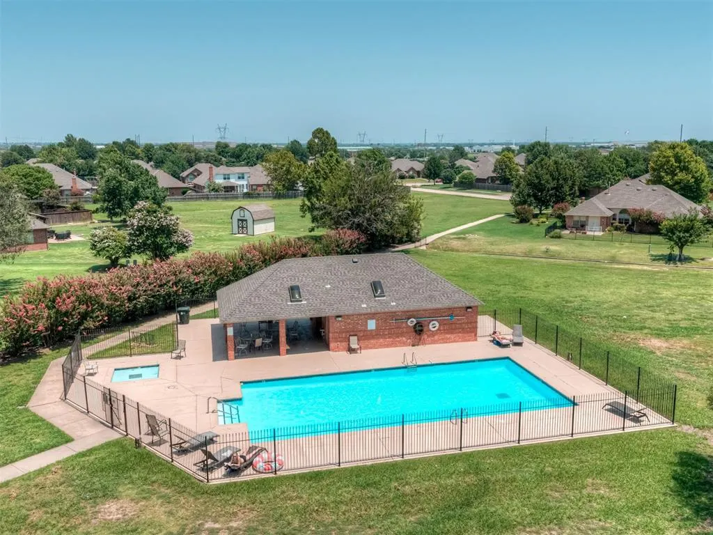 Photo 44 — 4108 Wood Castle Street, Norman, OK 73072