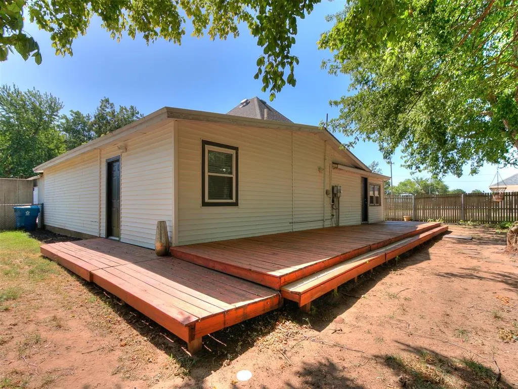 Photo 34 — 305 SE 1st Street, Tuttle, OK 73089