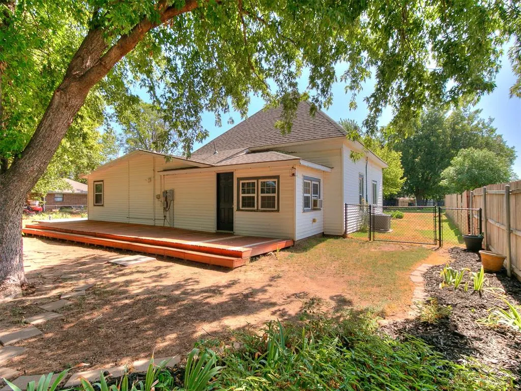 Photo 35 — 305 SE 1st Street, Tuttle, OK 73089