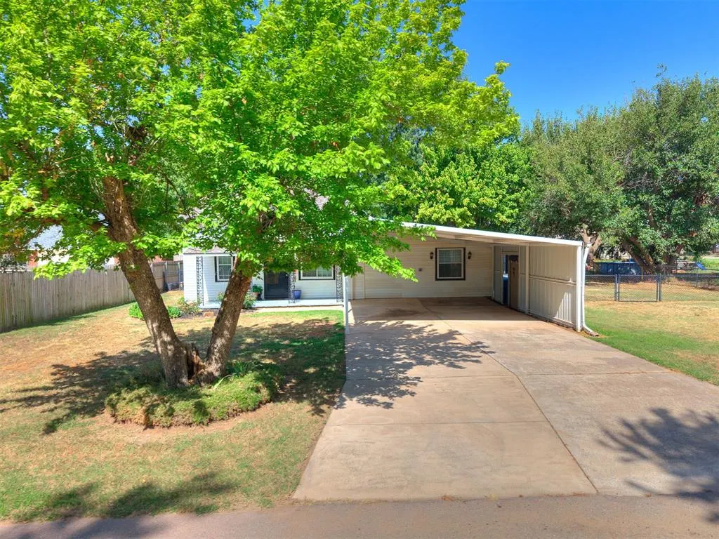 Photo 47 — 305 SE 1st Street, Tuttle, OK 73089