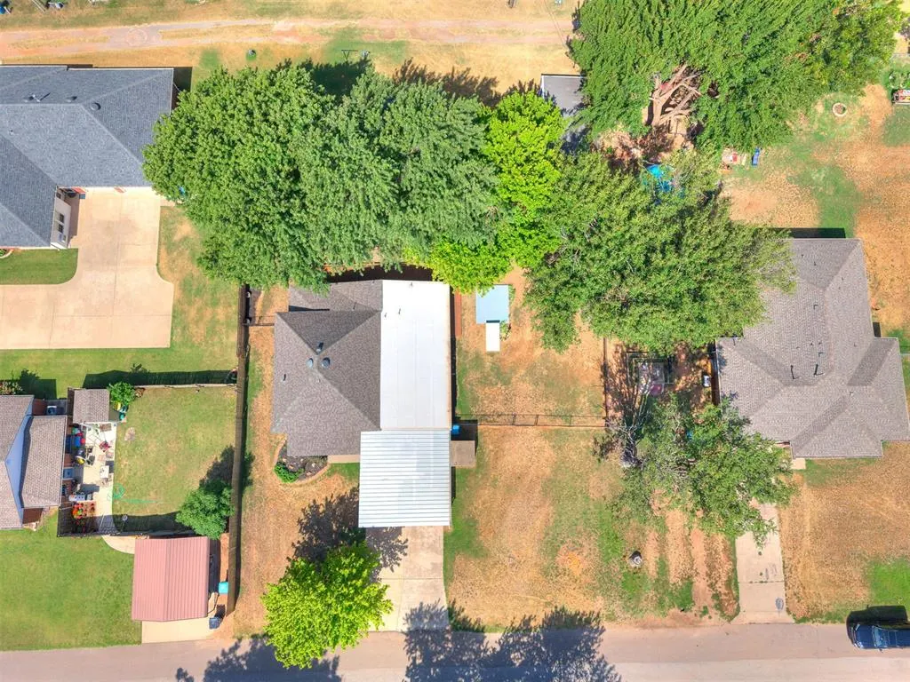 Photo 44 — 305 SE 1st Street, Tuttle, OK 73089