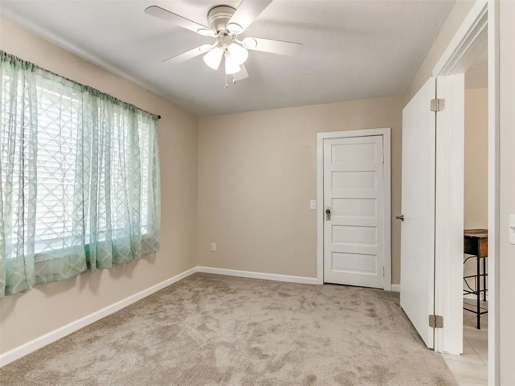 Photo 10 — 305 SE 1st Street, Tuttle, OK 73089