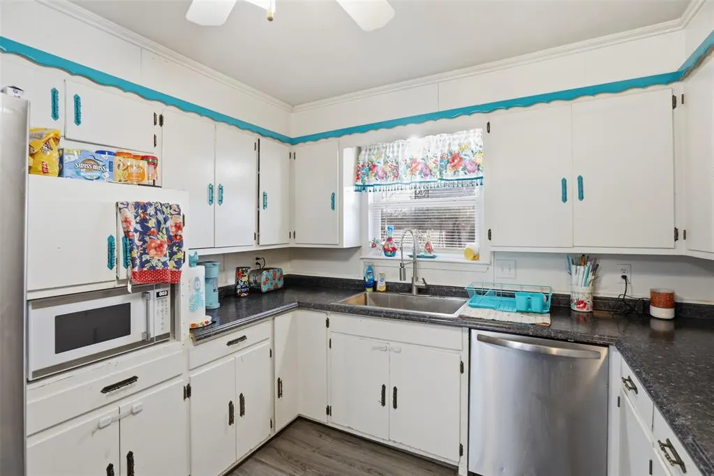 Photo 12 — 523 N 2nd Avenue, Stroud, OK 74079