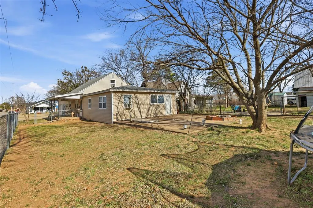 Photo 29 — 523 N 2nd Avenue, Stroud, OK 74079