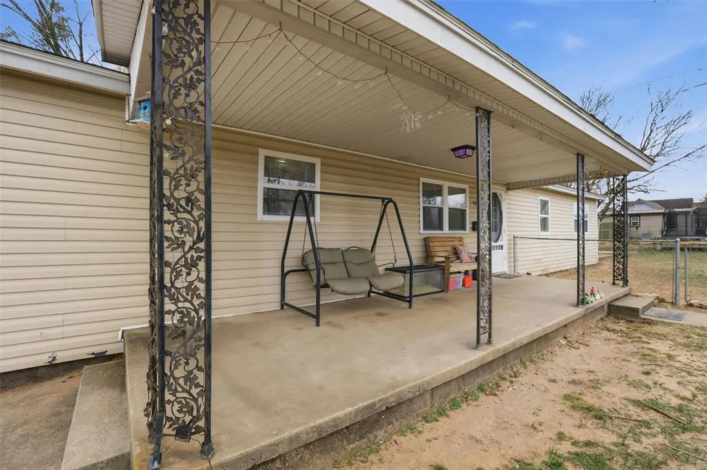 Photo 45 — 523 N 2nd Avenue, Stroud, OK 74079