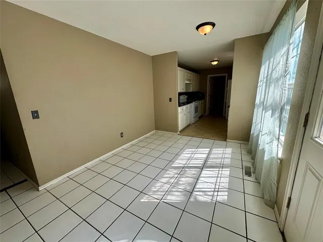 Photo 4 — 3233 Barley Court, Norman, OK 73072