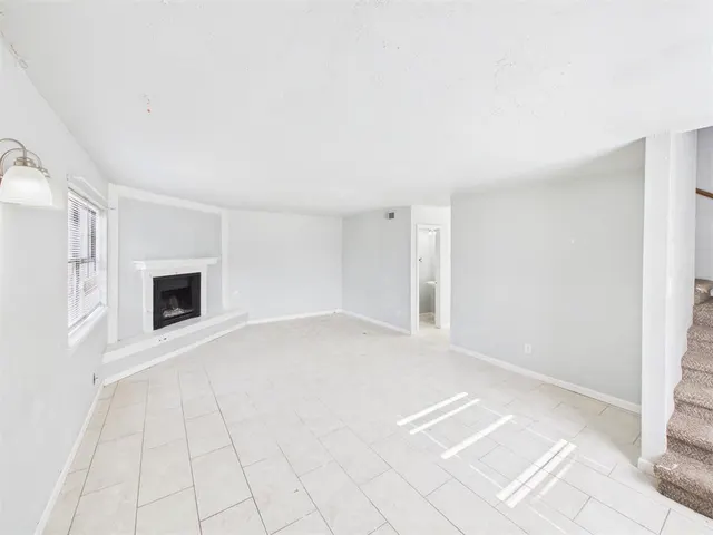 Photo 2 — 401 SE 12th Avenue 208, Norman, OK 73071