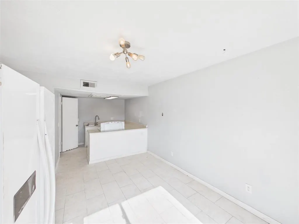 Photo 6 — 401 SE 12th Avenue 208, Norman, OK 73071