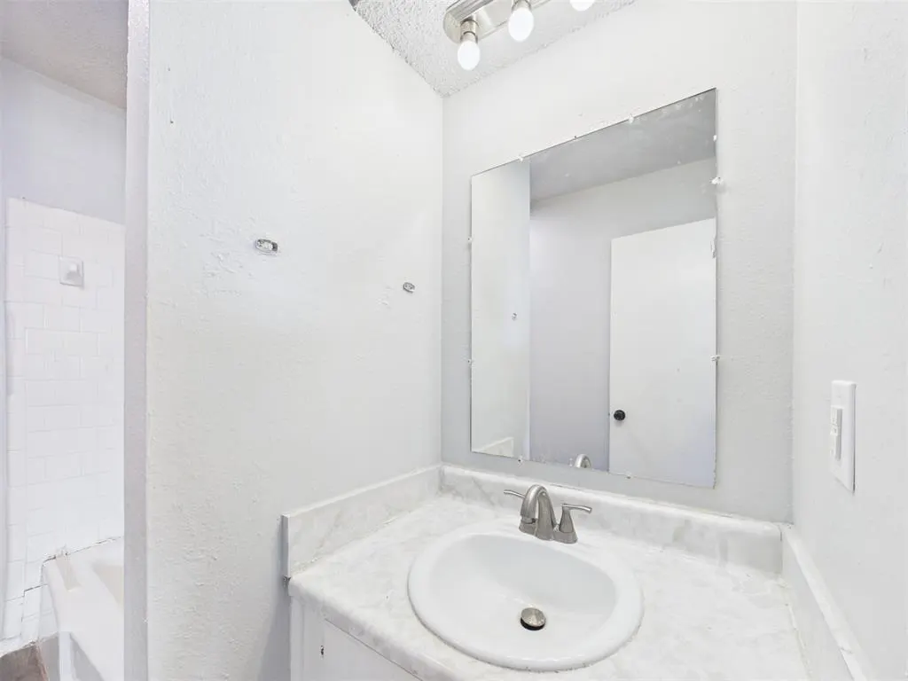 Photo 18 — 401 SE 12th Avenue 208, Norman, OK 73071