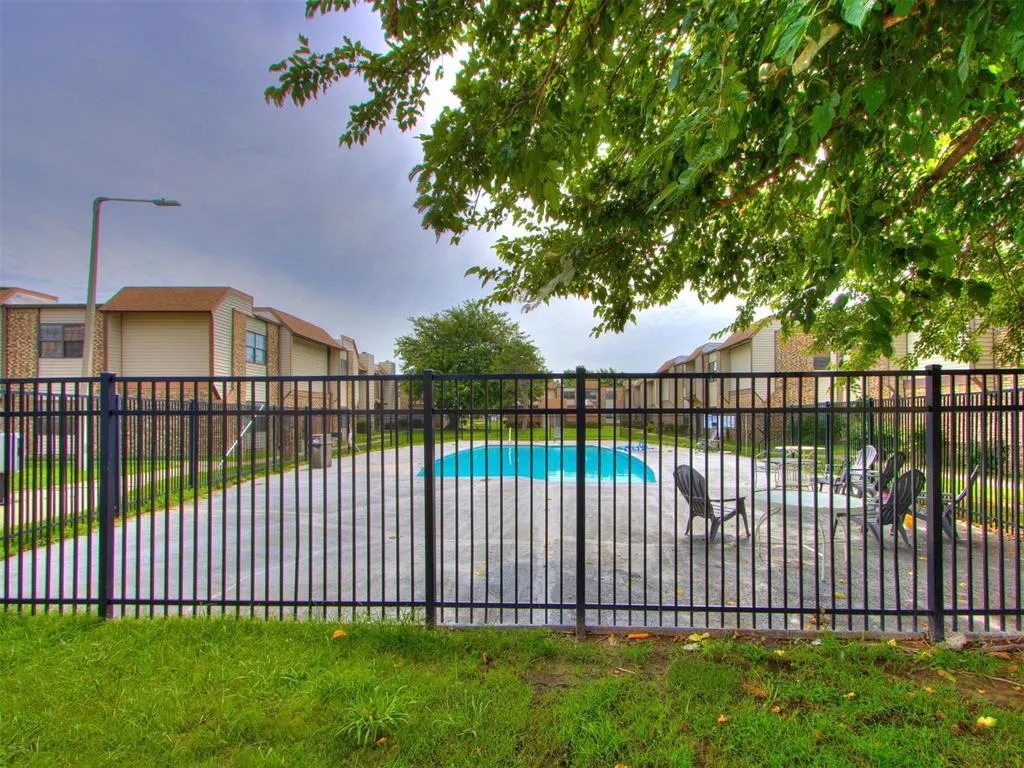 Photo 29 — 401 SE 12th Avenue 208, Norman, OK 73071