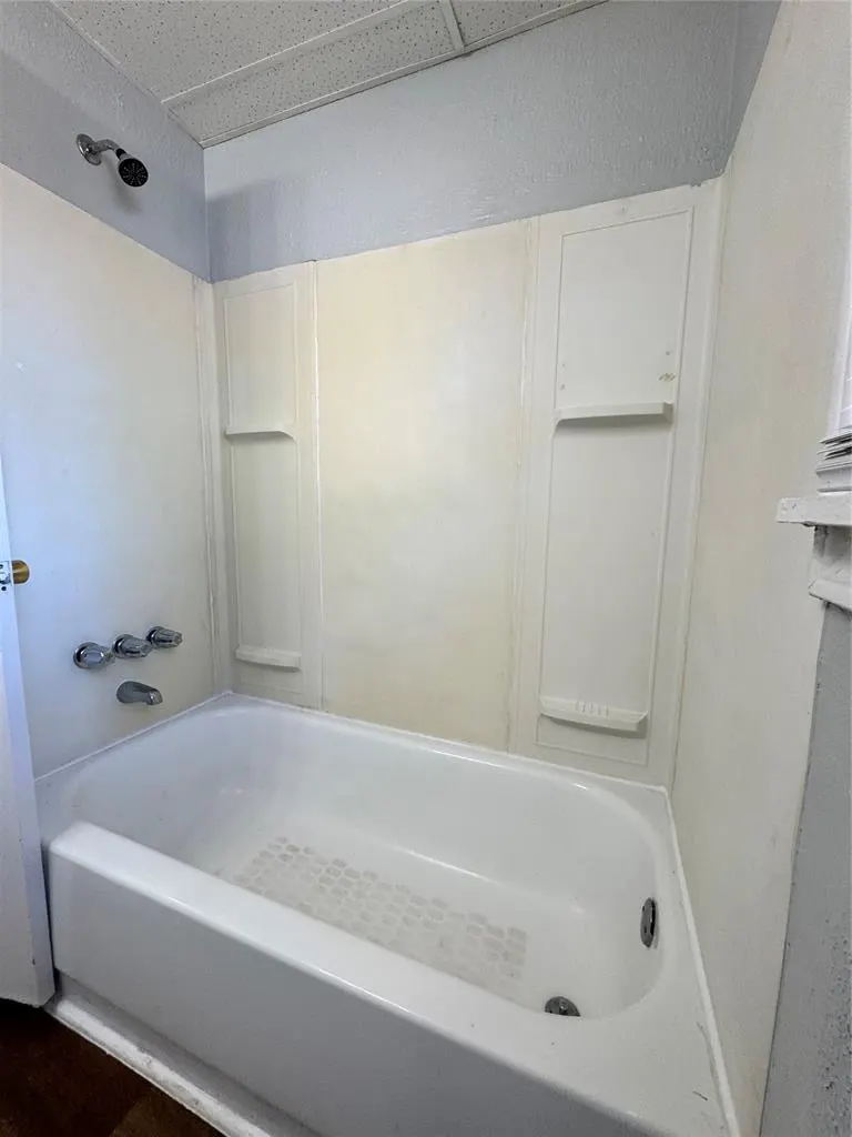 Photo 8 — 6515 Anderson Drive, Oklahoma City, OK 73149