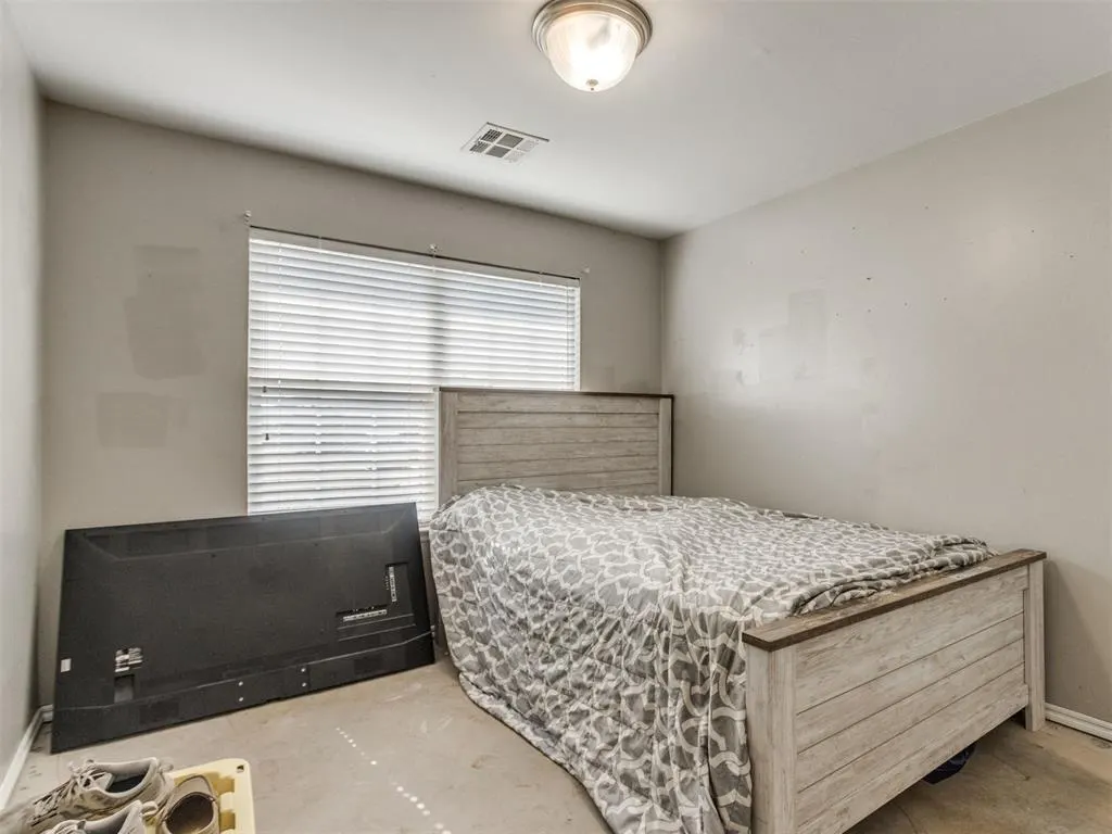 Photo 18 — 9636 Emilie Grace Lane, Moore, OK 73160