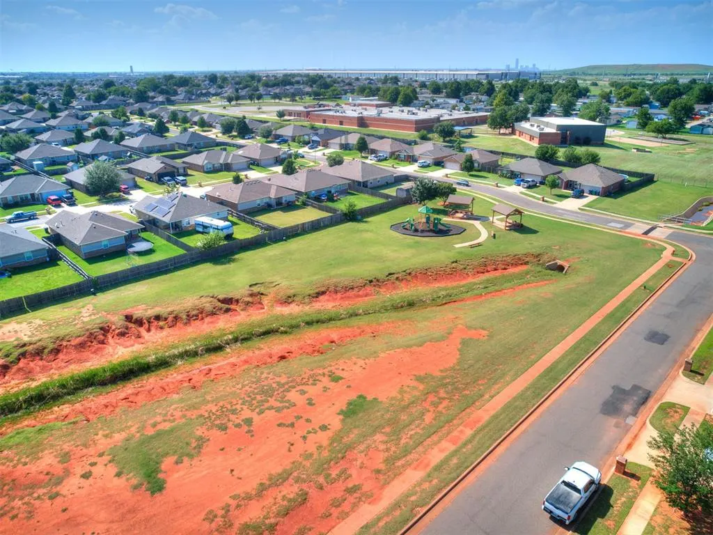 Photo 47 — 9636 Emilie Grace Lane, Moore, OK 73160