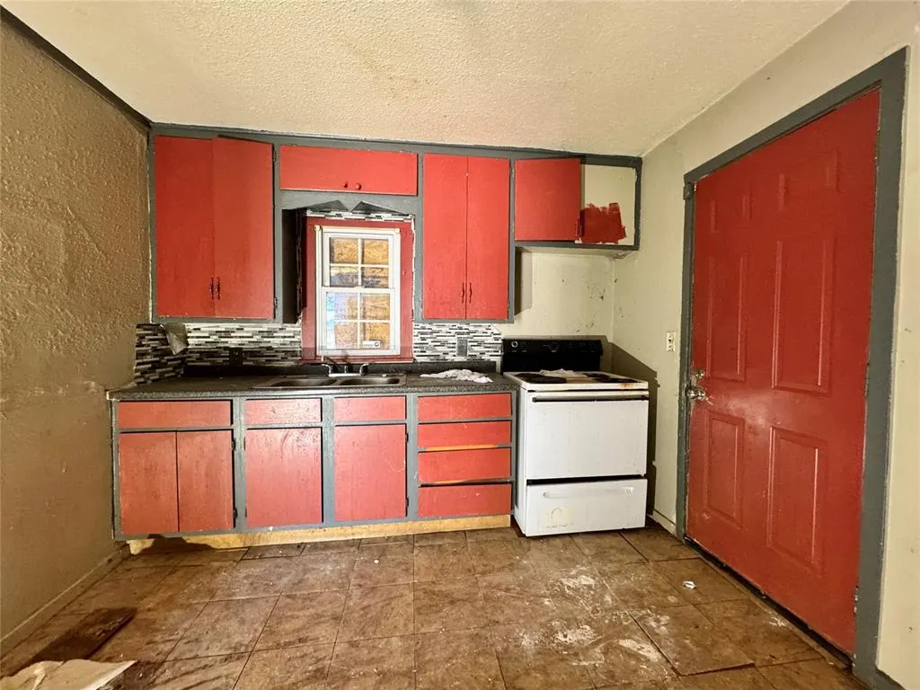 Photo 7 — 3309 S Goff Avenue, Oklahoma City, OK 73119
