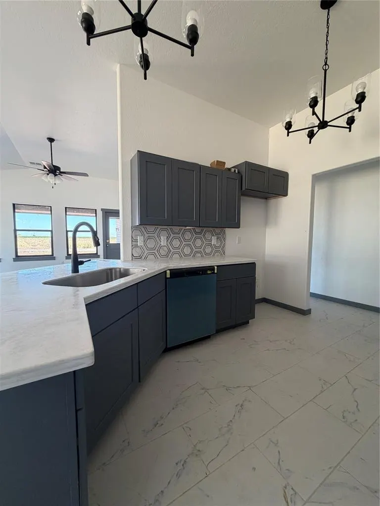Photo 15 — 1812 Sommerset Place, Altus, OK 73521