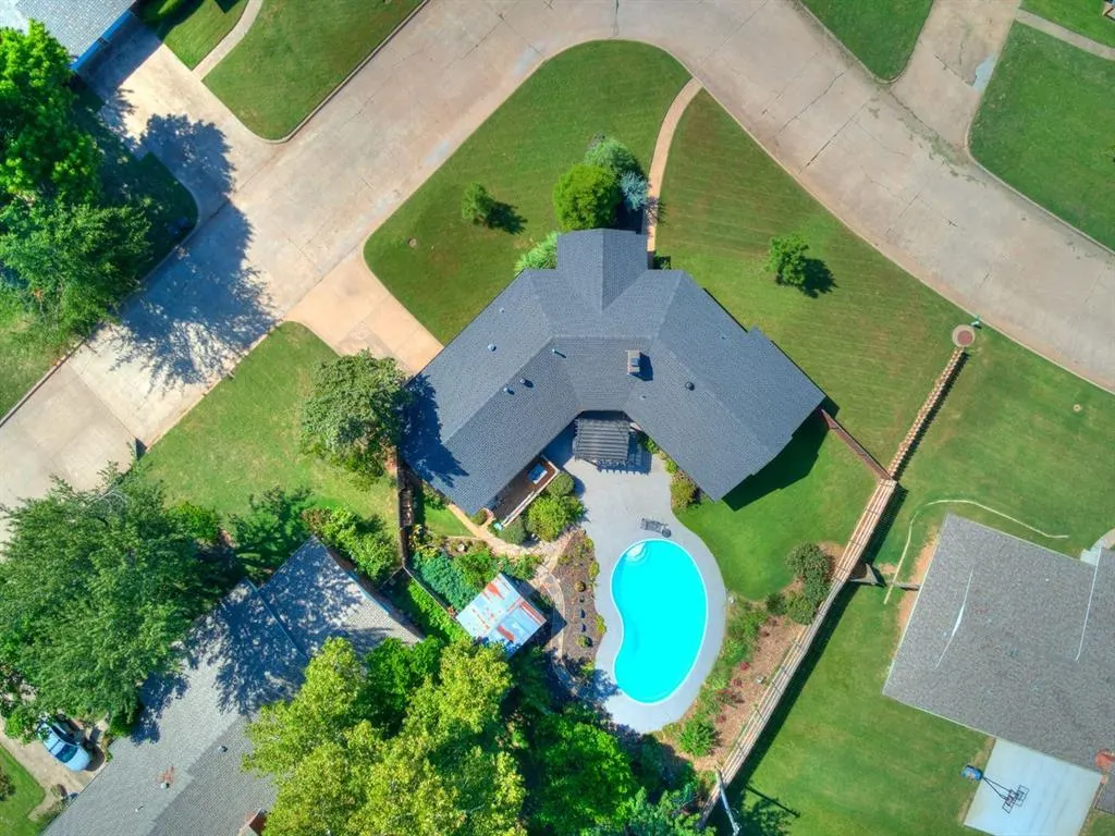 Photo 29 — 2601 Chateau Drive, Norman, OK 73069