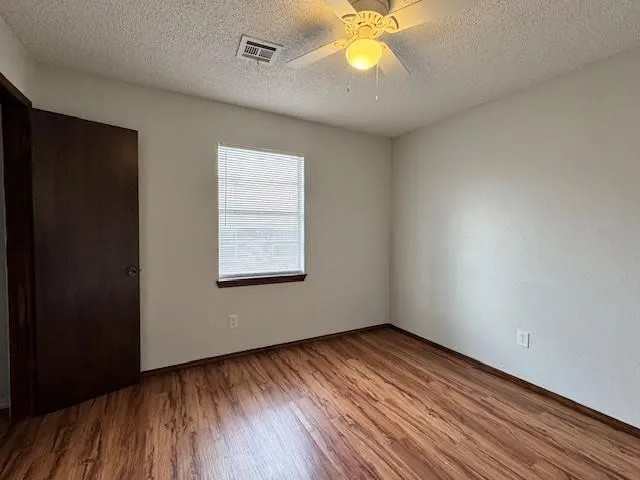 Photo 12 — 1410 NE 11th Street, Oklahoma City, OK 73117