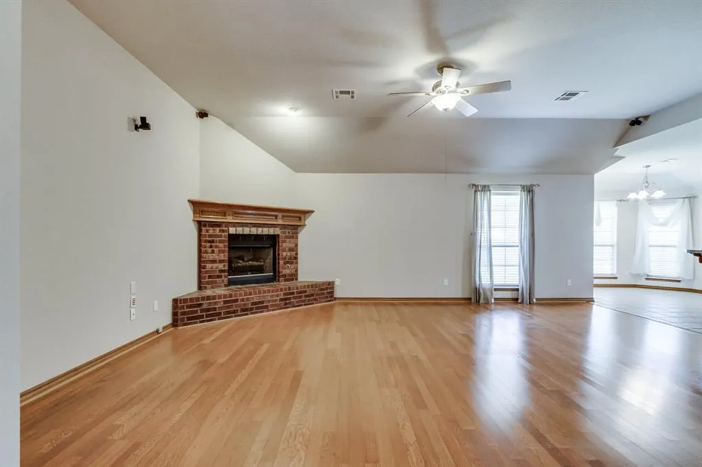 Photo 3 — 5012 Eric Drive, Oklahoma City, OK 73135