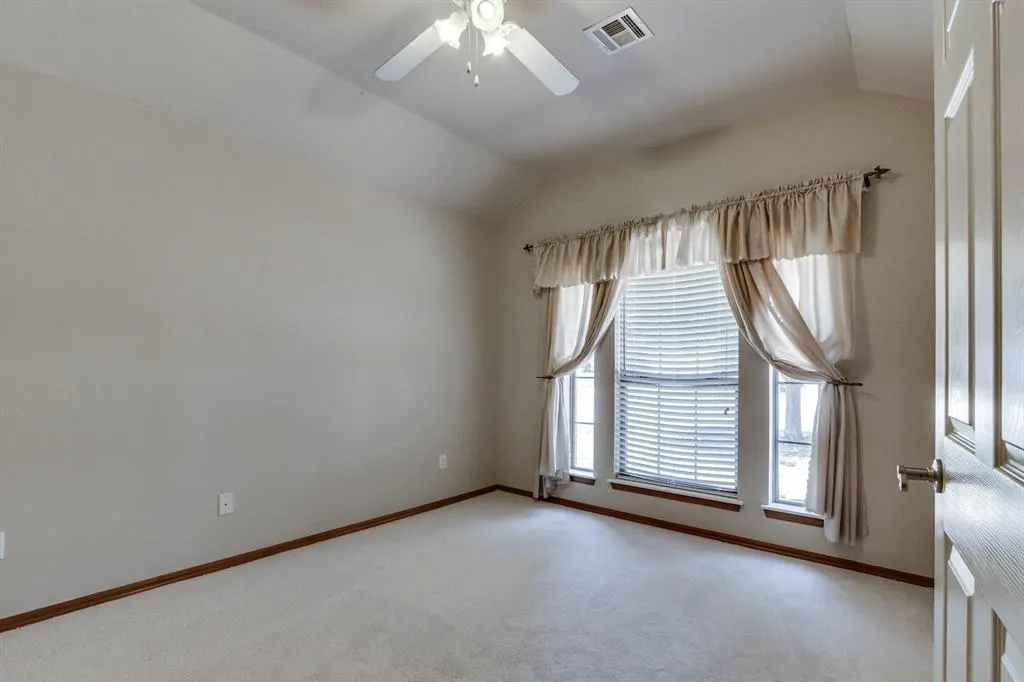 Photo 7 — 5012 Eric Drive, Oklahoma City, OK 73135