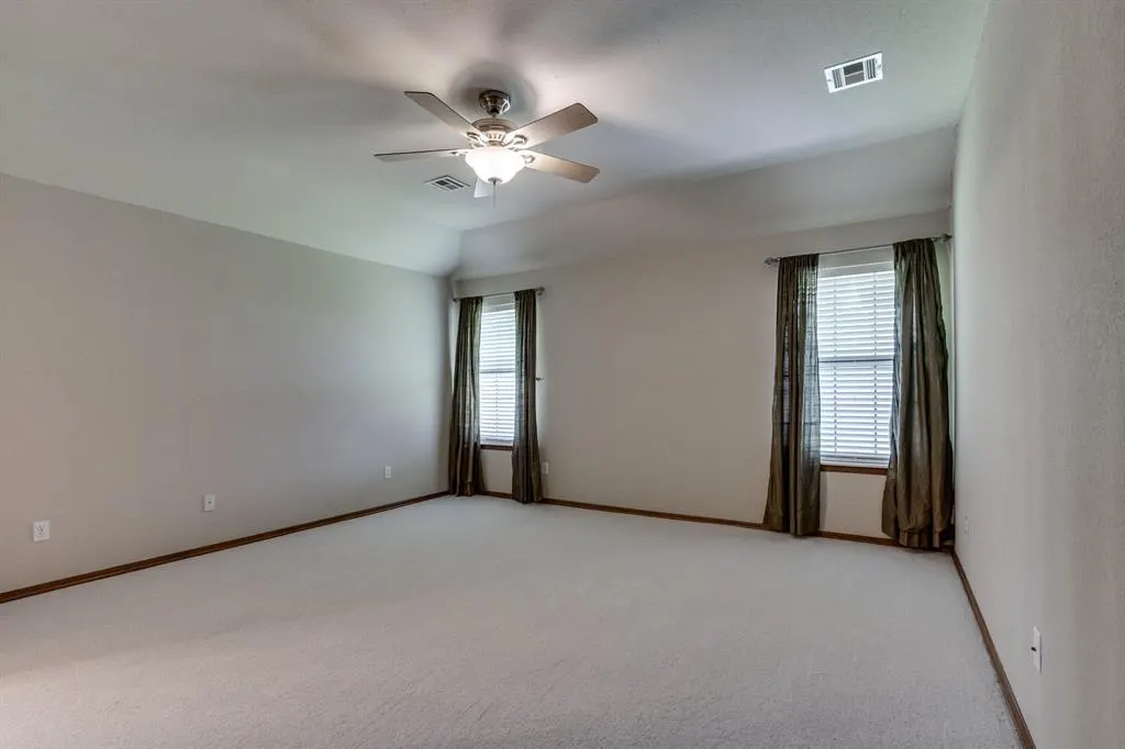 Photo 8 — 5012 Eric Drive, Oklahoma City, OK 73135