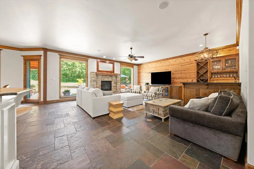 Photo 13 — 6508 Hackberry Trail, Edmond, OK 73034