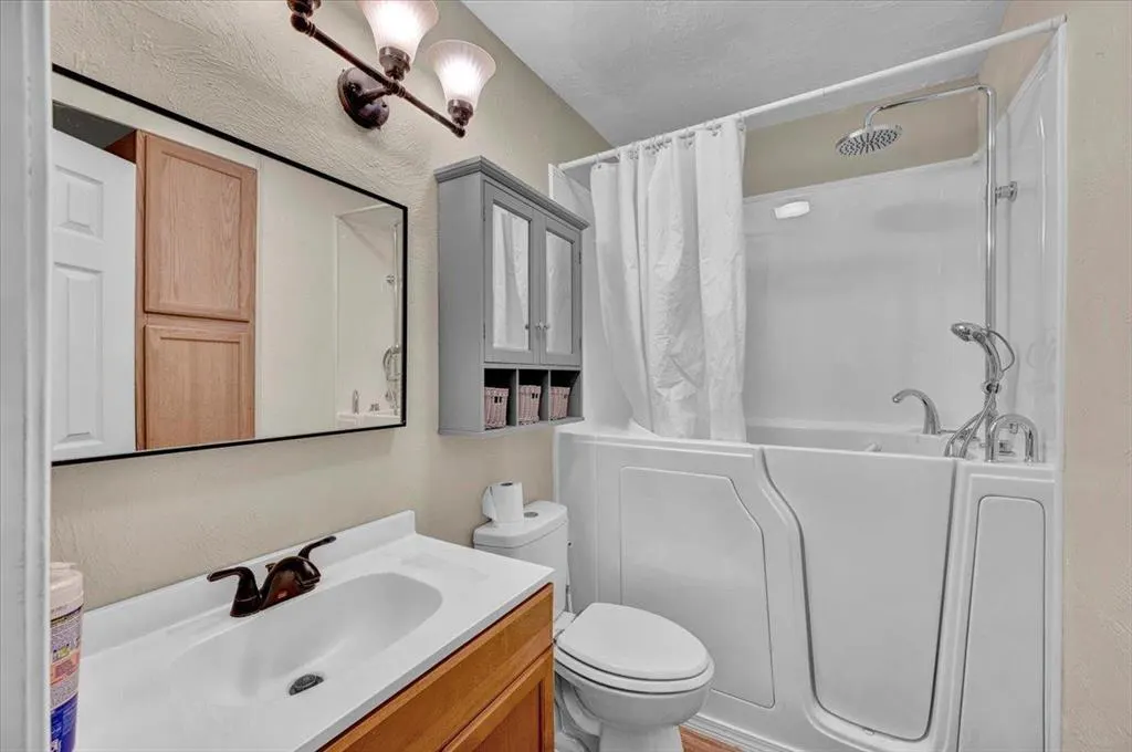 Photo 20 — 211 2nd Street, Stroud, OK 74079