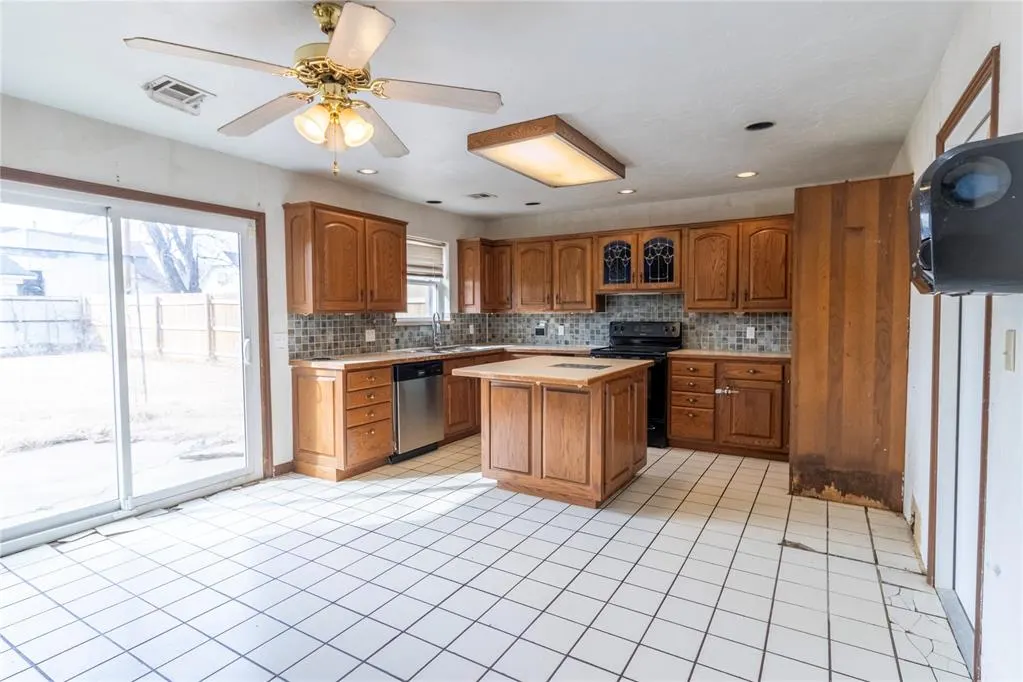 Photo 22 — 3000 SW 60th Street, Oklahoma City, OK 73159