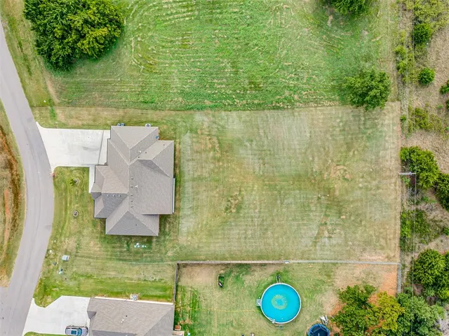 Photo 6 — 1781 Porter Street, Guthrie, OK 73044