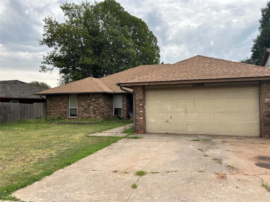 Photo 2 — 12008 SW 4th Street, Yukon, OK 73099