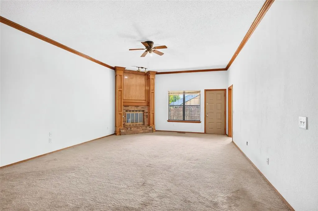Photo 5 — 12008 SW 4th Street, Yukon, OK 73099
