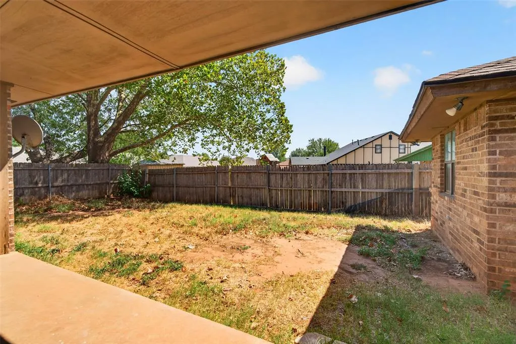 Photo 26 — 12008 SW 4th Street, Yukon, OK 73099