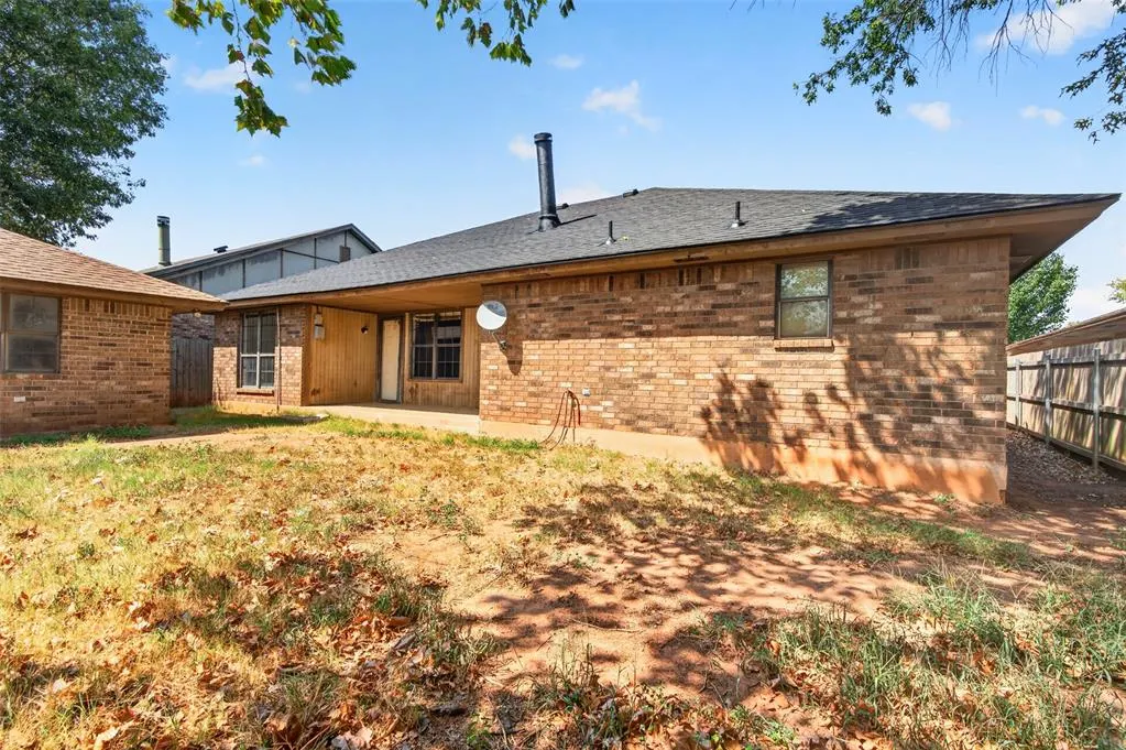 Photo 28 — 12008 SW 4th Street, Yukon, OK 73099